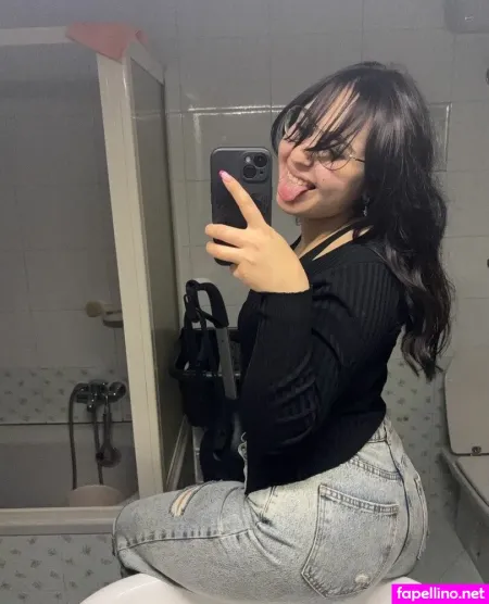 Mariassuntasacco OnlyFans Thumbnail #4ywWcotUpP