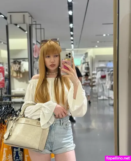 Marichka X OnlyFans Thumbnail #Ob0Co32k4N