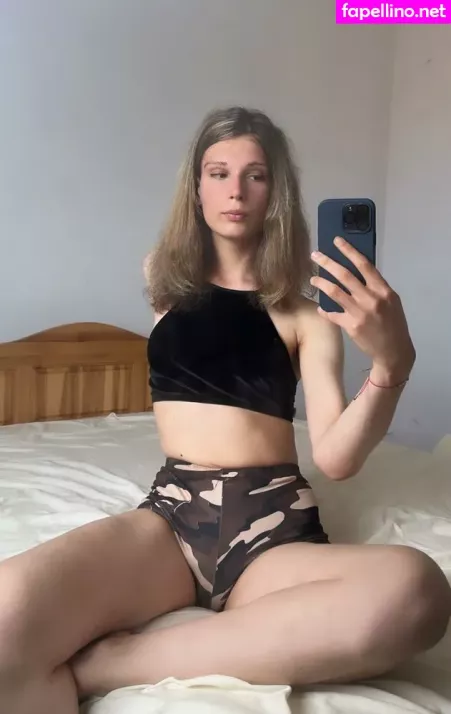 Marie Antoinette 2077 OnlyFans Thumbnail #NQsOYQ7ihC