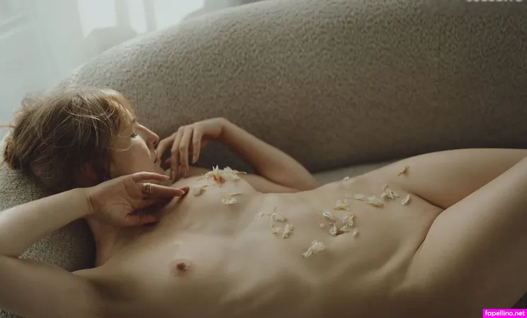 Marie Ber OnlyFans Thumbnail #L6SsfjsFsk