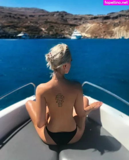 Marie Cherie95 OnlyFans Thumbnail #NWwevt7GgA