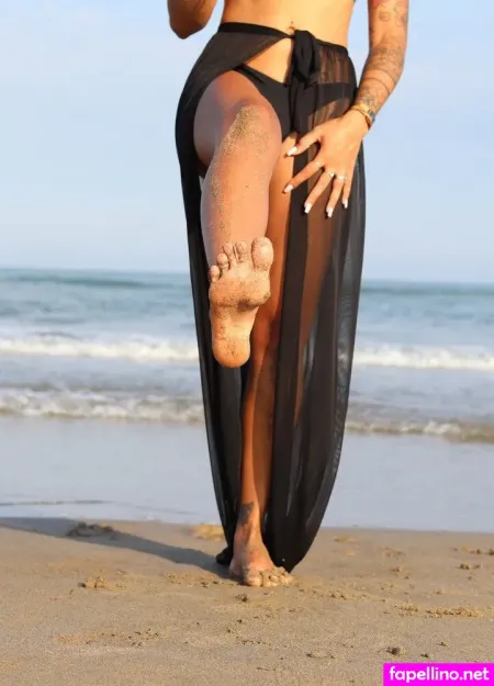 Marie French Feetgirl OnlyFans Thumbnail #7WTtw8op3K