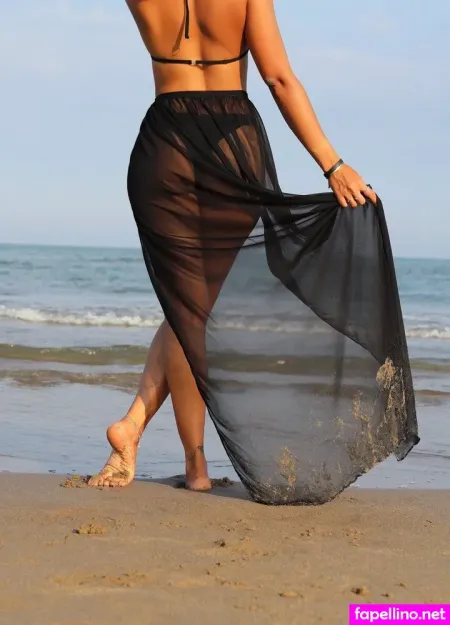 Marie French Feetgirl OnlyFans Thumbnail #kRYJladUzX