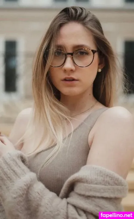 Marie Hackelberg OnlyFans Thumbnail #3hPN7f5XhI