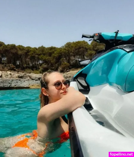 Marie Hackelberg OnlyFans Thumbnail #E8y9WMNunf