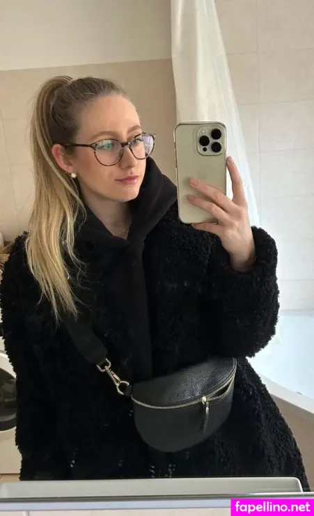 Marie Hackelberg OnlyFans Thumbnail #FCXbzZh5Jt