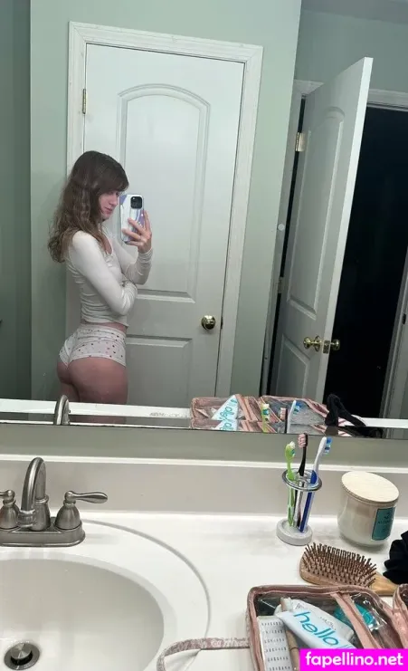 Marie Love OnlyFans Thumbnail #U2N1x5PgZ5