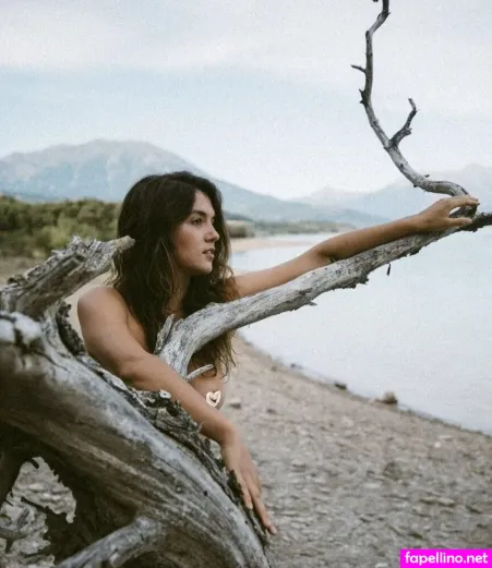 Marie Zo Main Profile Photo