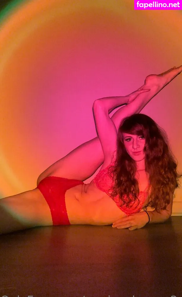 leyle2.0, marieeeloveee2.0 Nude Leaked OnlyFans Photo #1IO2XmIcML