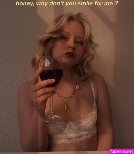 Marieejoan OnlyFans Thumbnail #Cb53wdt1hs