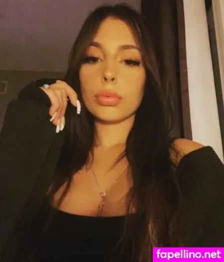 Mariekass22 OnlyFans Thumbnail #Q2lPgJQLIH