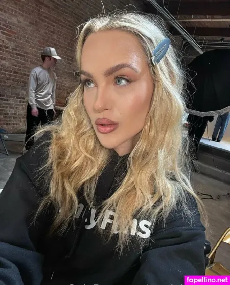 Marielafemme OnlyFans Thumbnail #T1ueaJl5N9
