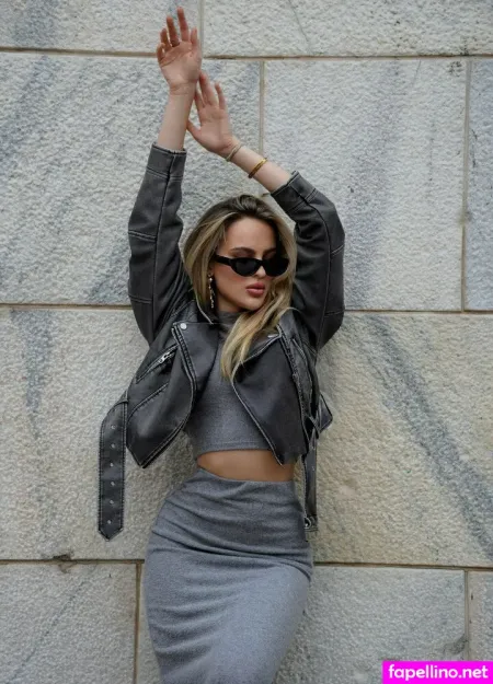 Marielivewell OnlyFans Thumbnail #DiN2E7xXdd