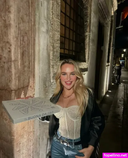 Marielivewell OnlyFans Thumbnail #dZyxifBoGg