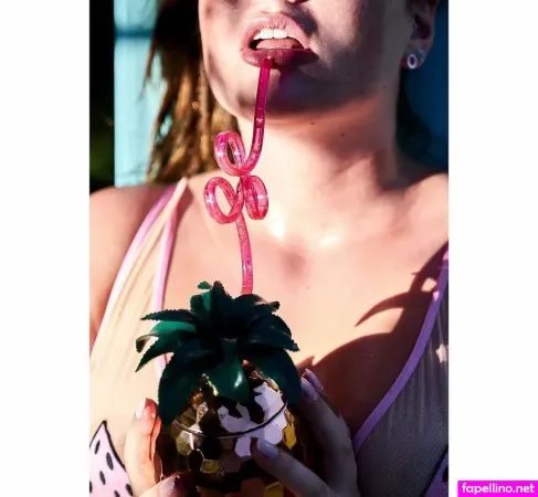 Marieluisekay OnlyFans Thumbnail #PXWvcBP4ow