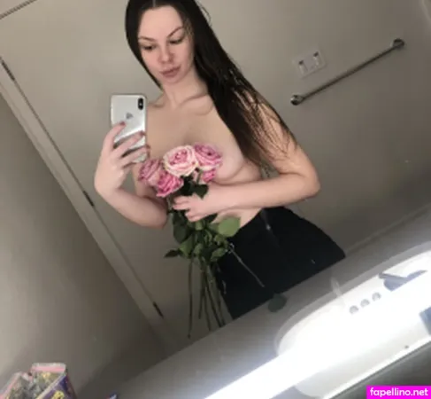 Mariely Lely OnlyFans Thumbnail #MgNAimZ3Wi