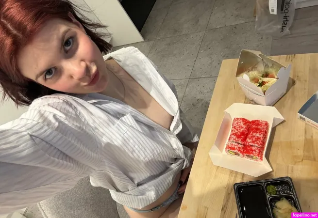 Mariemarshmallow OnlyFans Thumbnail #9iM45rAHZL