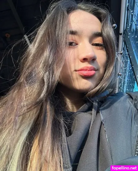 Mariemelons OnlyFans Thumbnail #lLQ7gUqYv8