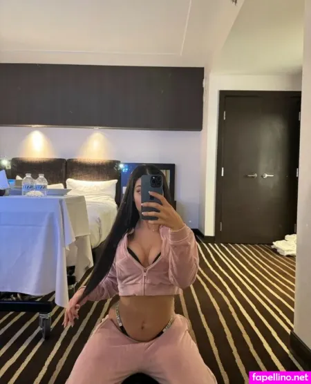 Mariemercierr 1 OnlyFans Thumbnail #ARm7ULNzFy