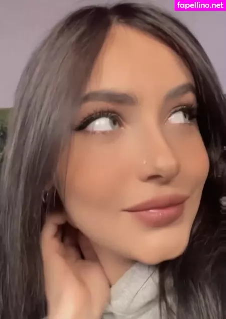 Mariemoone OnlyFans Thumbnail #7xpkYDqfUA