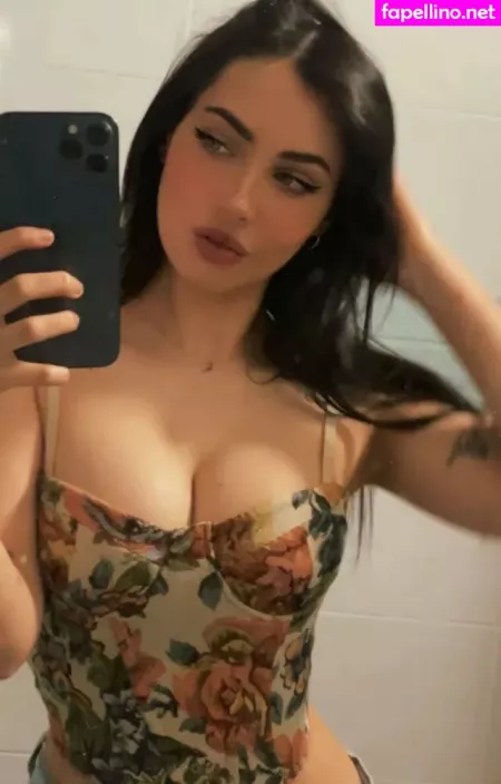Mariemoone OnlyFans Thumbnail #KKnC5lqAez