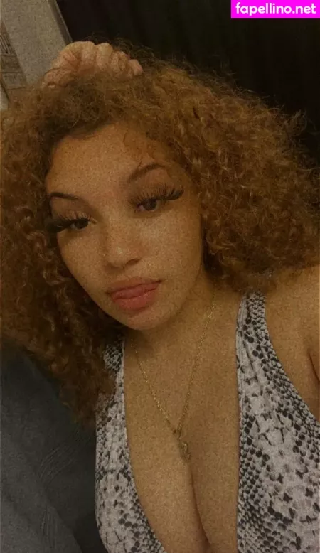 Mariiahriiah OnlyFans Thumbnail #qtdCAFMepe