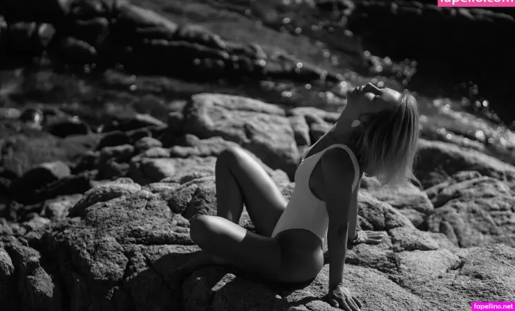 Mariiamiaufree OnlyFans Thumbnail #EwIJIUnFIN