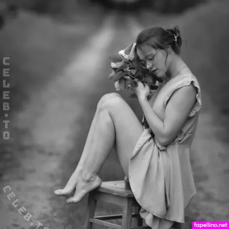 Mariieeschen OnlyFans Thumbnail #8kFMMtWeJQ