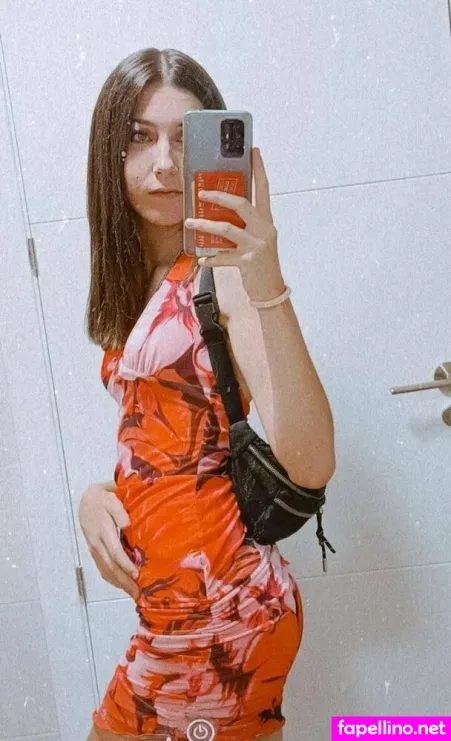 Mariinalieeebana OnlyFans Thumbnail #dSiUZJbIjp