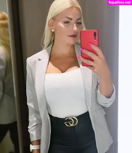 Marika Fingerroos OnlyFans Thumbnail #8ov03jYoU6