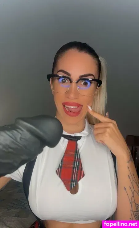Marikamilaniofficial OnlyFans Thumbnail #XCHP6BLlzN