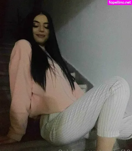 Marikof18 OnlyFans Thumbnail #SFnpujJjHf