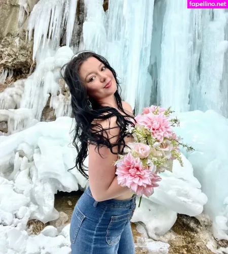 Marilee Golden OnlyFans Thumbnail #Qmy8O56dmz