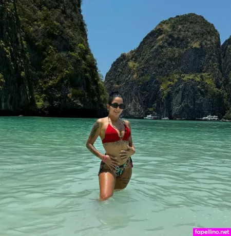 Mariluzzz OnlyFans Thumbnail #lPxcXbf55L