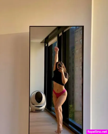 Marilyn Doug OnlyFans Thumbnail #1Urp7ALHQc