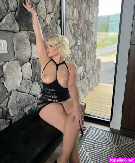 Marilyn Monhoe OnlyFans Thumbnail #UZzdackbMH