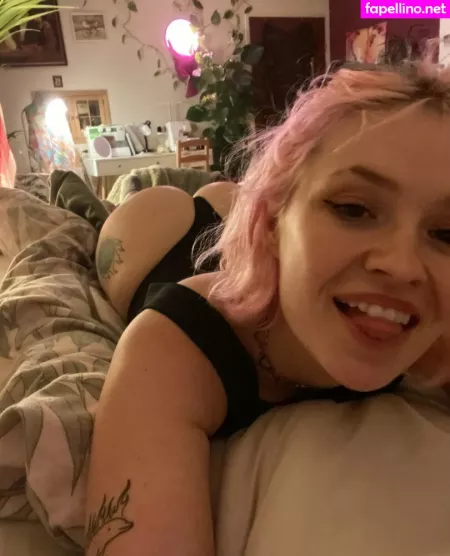 Marilynwhoo OnlyFans Thumbnail #feq4PPHv9O