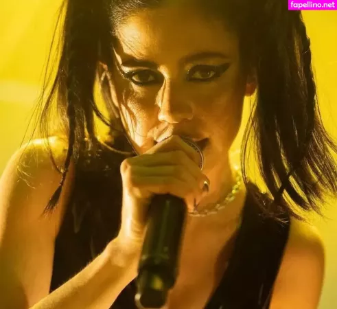 Marina Diamandis OnlyFans Thumbnail #jgh2wC2WQU