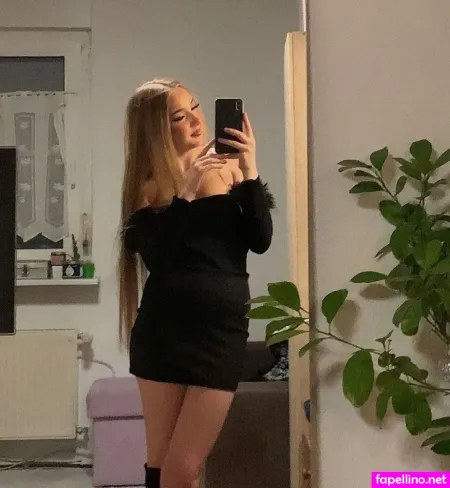 Marina Epic OnlyFans Thumbnail #wYk8m2sroB