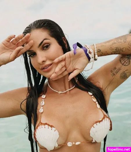 Marina Ferrari OnlyFans Thumbnail #d2uQfYblrA