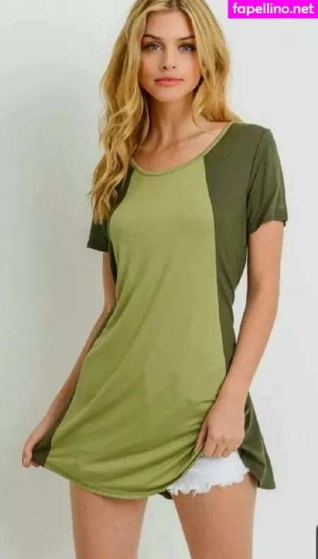 Marina Laswick OnlyFans Thumbnail #prszzBnEGr