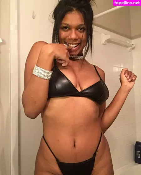 Marina Lina OnlyFans Thumbnail #rHuqQnscLq