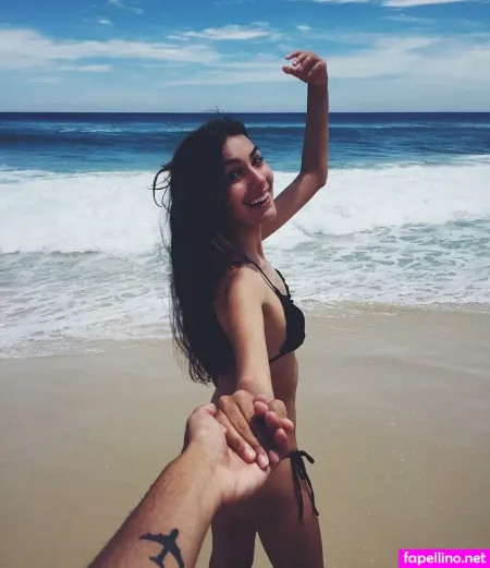 Marina Moschen OnlyFans Thumbnail #1r3yM614yI