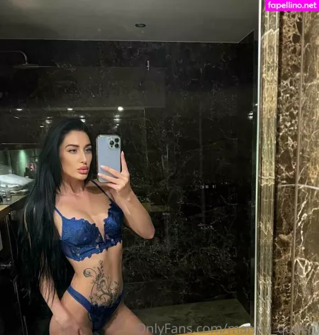 Marina Queen OnlyFans Thumbnail #2yxFhsoN99