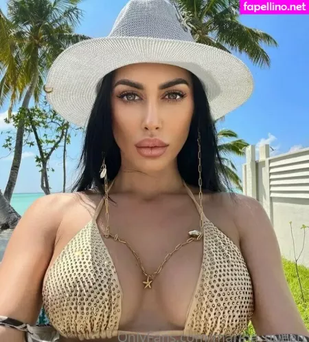 Marina Queen OnlyFans Thumbnail #8AkdzkWA63