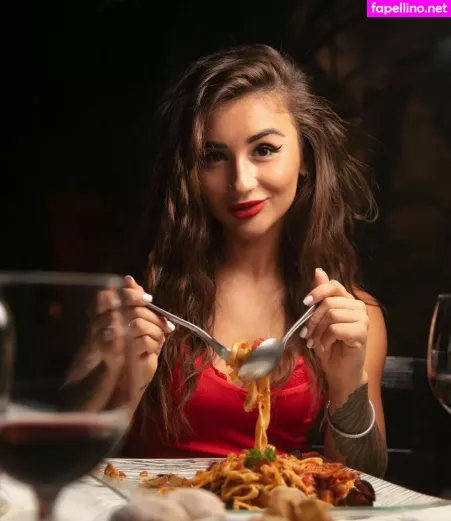 Marina Rebediuk OnlyFans Thumbnail #tgh8nDBUSr