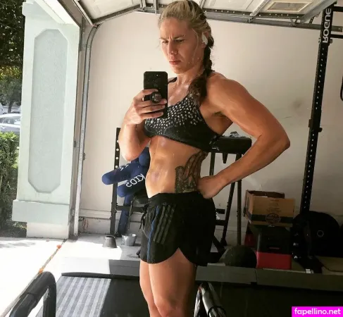 Marina Shafir OnlyFans Thumbnail #Aiucmo0NPa