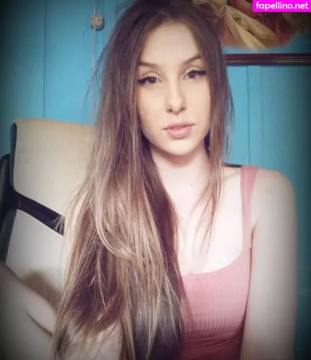 Marina Vozniak OnlyFans Thumbnail #qEImCxC7rD