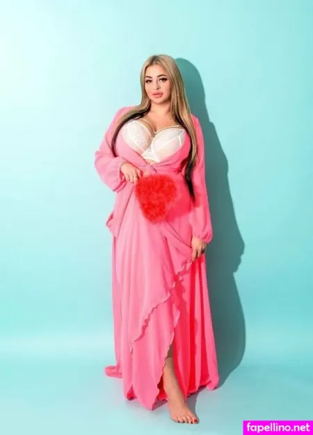 Marinajuicyblonde OnlyFans Thumbnail #jOKtt29mpL