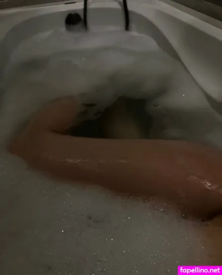 Marinamonroefree OnlyFans Thumbnail #J9x96v8eNr